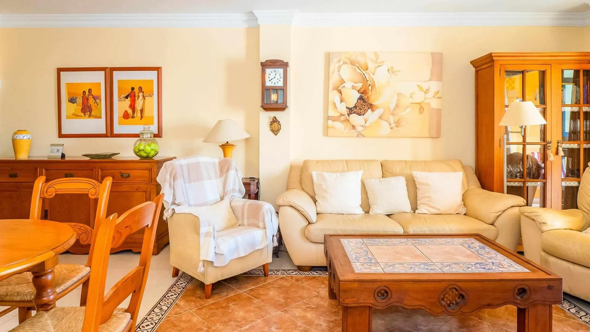 Centrico Apartamento Con Terraza En La Playa Rincon de la Victoria Apartment